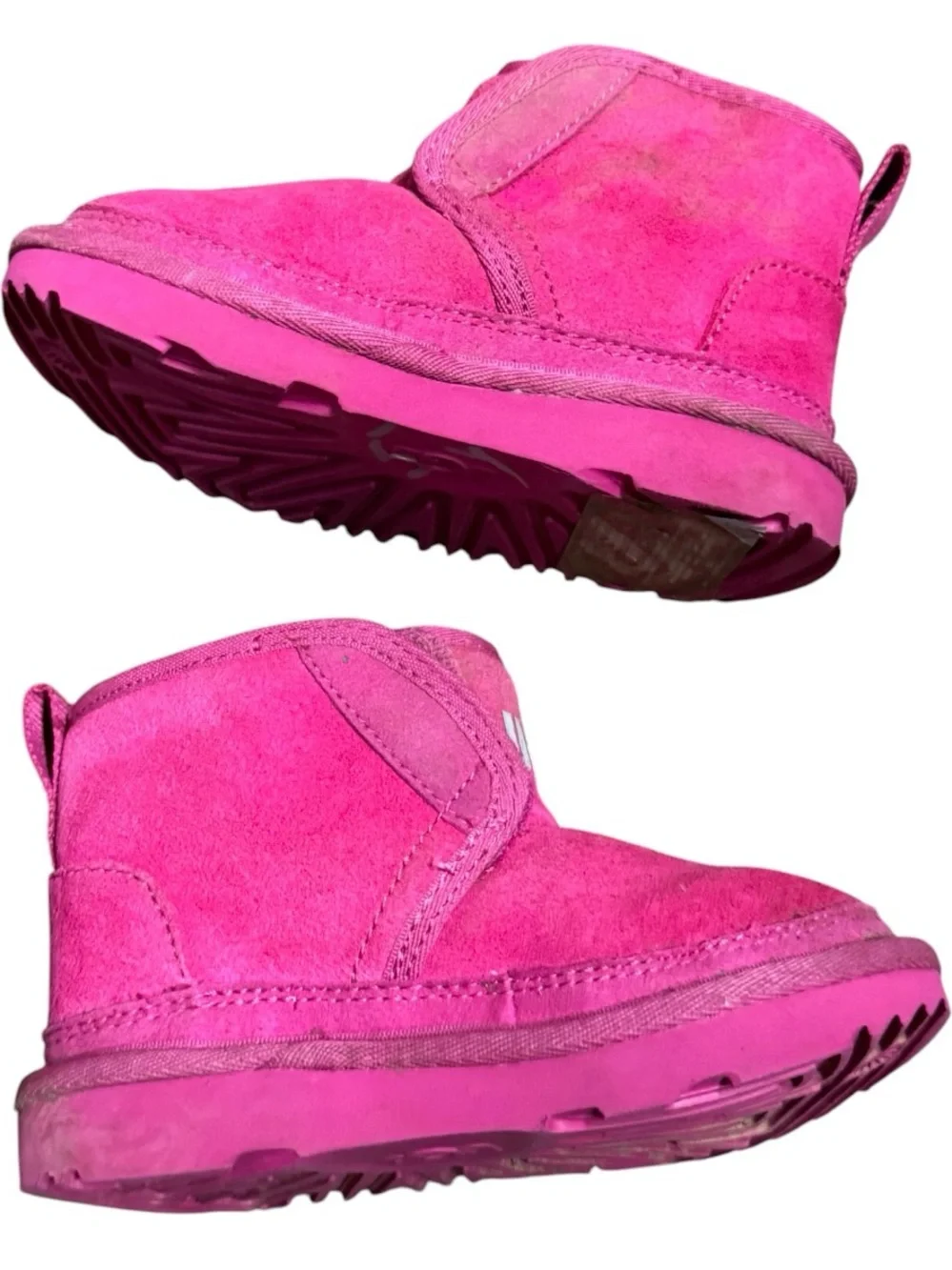 vibrant pink UGG Toddler Neumel EZ-Fit chukka boots SZ 8